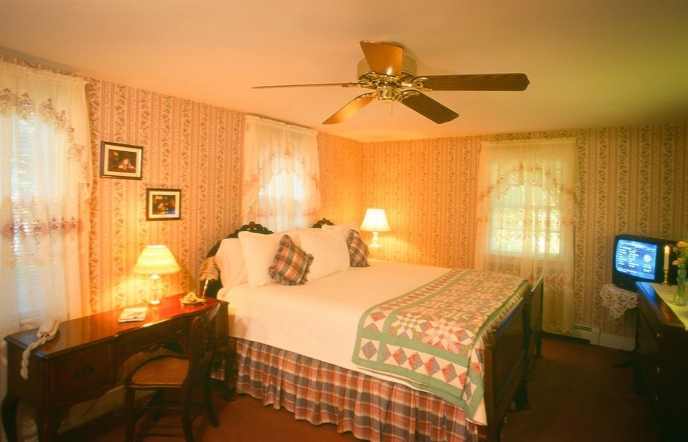 Palmer House Inn ファルマス エクステリア 写真