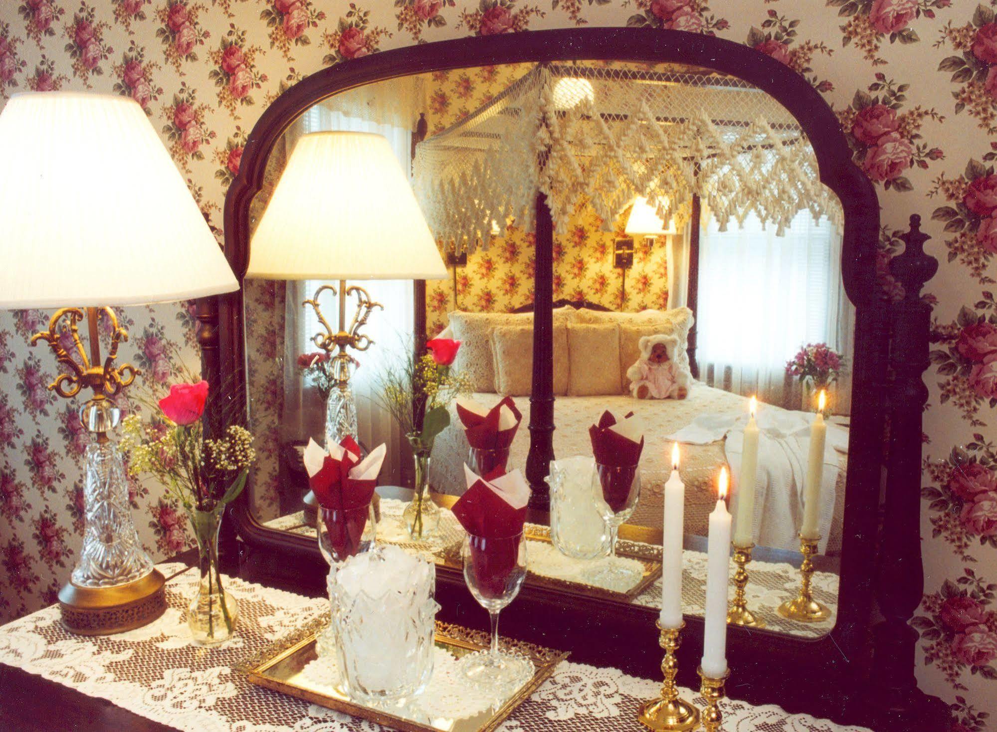 Palmer House Inn ファルマス エクステリア 写真