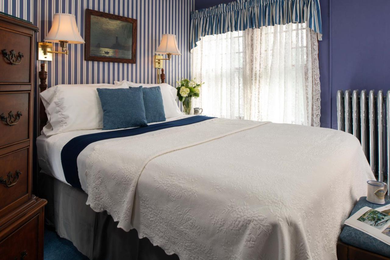 Palmer House Inn ファルマス エクステリア 写真