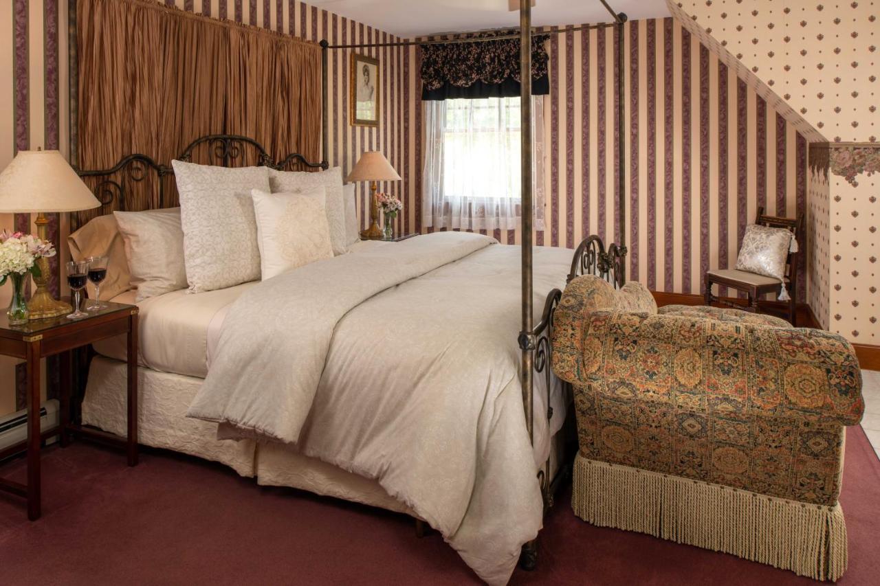 Palmer House Inn ファルマス エクステリア 写真