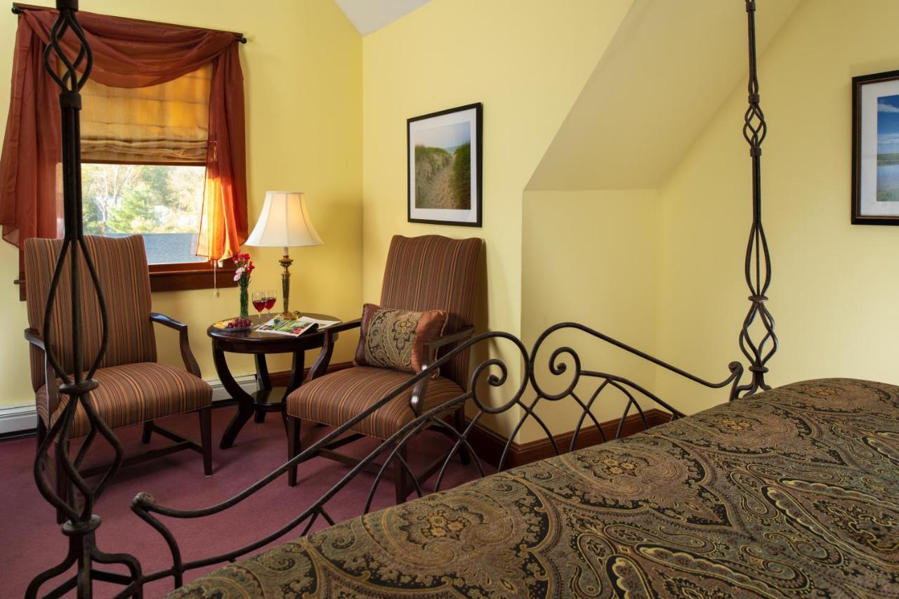 Palmer House Inn ファルマス エクステリア 写真